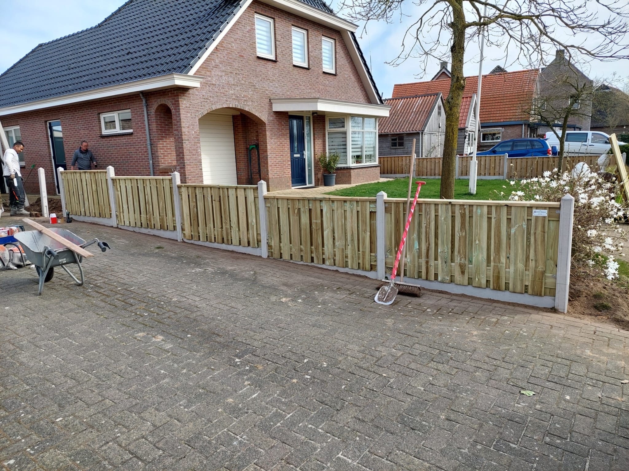 cb987cd8-7894-4da3-b34e-cd65730809b2